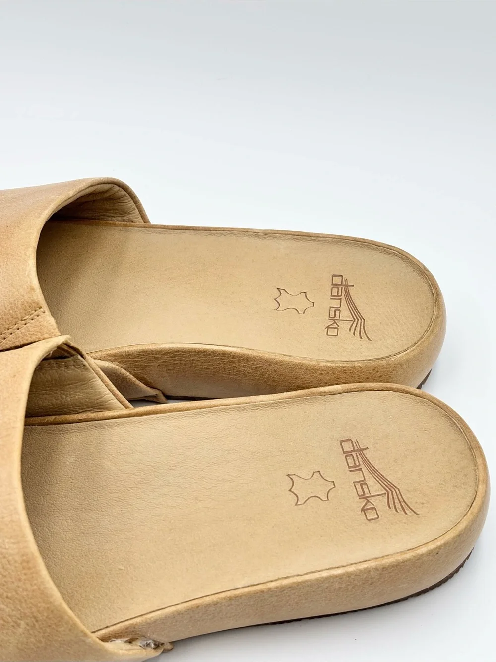 Dansko Twyla Beige Leather Slide Sandals - Wide Strap Slip-On  size 42